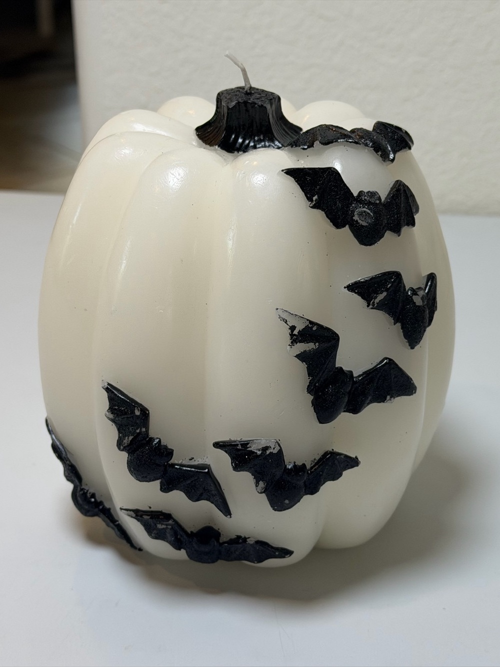 Large White Pumpkin Candle with Black Bats - Picture 5 of 7
